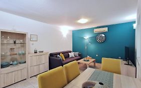 Apartment By Lux